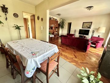 VENTA DPTO 4 AMB DEP BARRACAS COCHERA