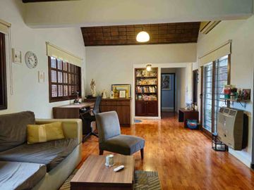 CASA EN VENTA LONGCHAMPS 5 AMB APTO CREDITO