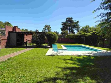 CASA EN VENTA LONGCHAMPS 5 AMB APTO CREDITO