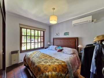 CASA EN VENTA LONGCHAMPS 5 AMB APTO CREDITO