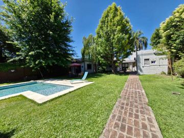 CASA EN VENTA LONGCHAMPS 5 AMB APTO CREDITO