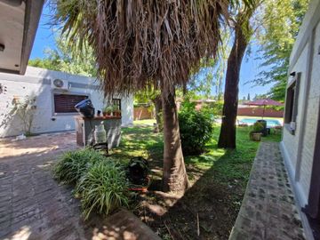 CASA EN VENTA LONGCHAMPS 5 AMB APTO CREDITO