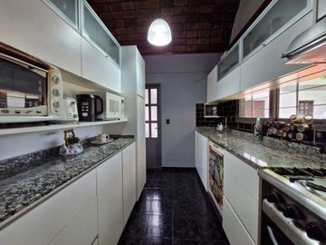 CASA EN VENTA LONGCHAMPS 5 AMB APTO CREDITO