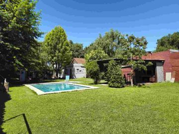CASA EN VENTA LONGCHAMPS 5 AMB APTO CREDITO