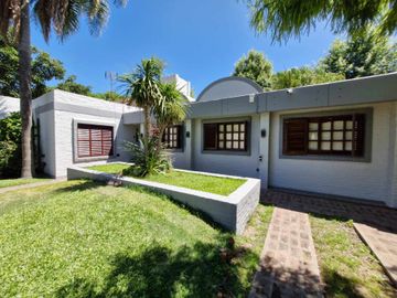 CASA EN VENTA LONGCHAMPS 5 AMB APTO CREDITO