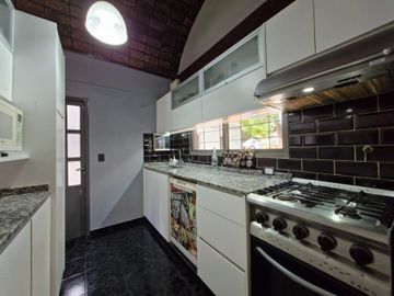 CASA EN VENTA LONGCHAMPS 5 AMB APTO CREDITO