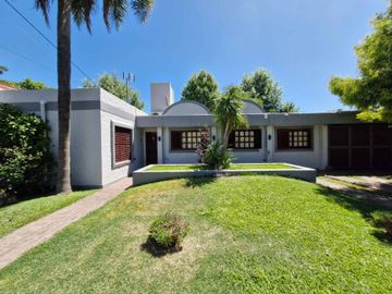 CASA EN VENTA LONGCHAMPS 5 AMB APTO CREDITO