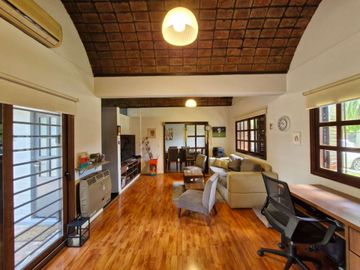 CASA EN VENTA LONGCHAMPS 5 AMB APTO CREDITO