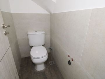 VENTA DEPTO DUPLEX CON TERRAZA Y COCHERA  QUILMES