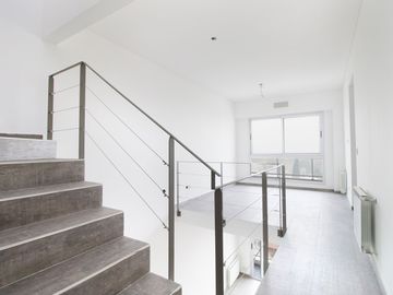 VENTA DEPTO DUPLEX CON TERRAZA Y COCHERA  QUILMES