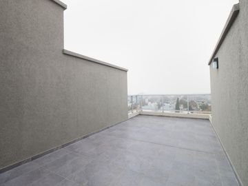 VENTA DEPTO DUPLEX CON TERRAZA Y COCHERA  QUILMES