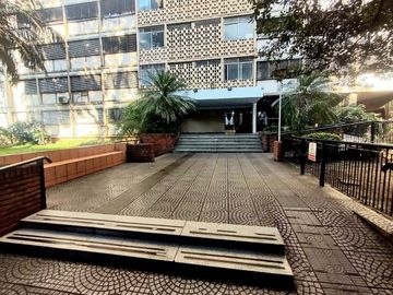 VENTA DPTO 4 AMB. ENTRE AV. AVELLANEDADA Y BOGOTA