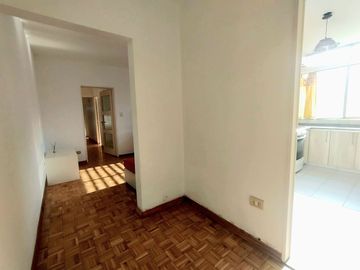 VENTA DPTO 4 AMB. ENTRE AV. AVELLANEDADA Y BOGOTA