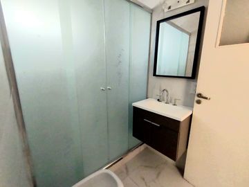 VENTA DPTO 4 AMB. ENTRE AV. AVELLANEDADA Y BOGOTA