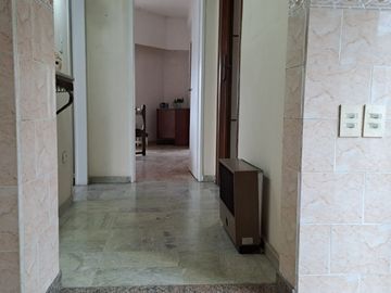 Venta Locales, Oficinas y Casa, Morón
