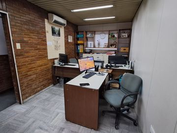 Venta Locales, Oficinas y Casa, Morón