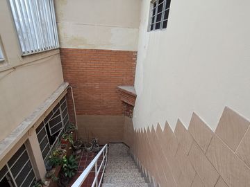 Venta Locales, Oficinas y Casa, Morón