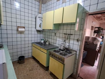 Venta Locales, Oficinas y Casa, Morón