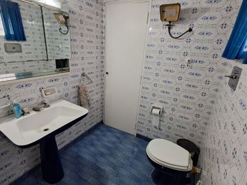Venta Locales, Oficinas y Casa, Morón