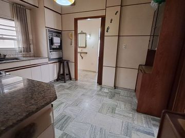 Venta Locales, Oficinas y Casa, Morón