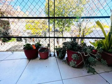 DEPTO 2 AMBIENTES EN VENTA SAN ISIDRO CON COCHERA