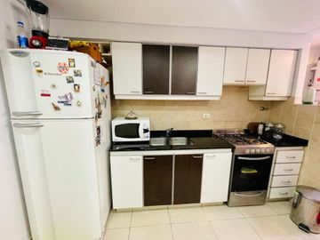 DEPTO 2 AMBIENTES EN VENTA SAN ISIDRO CON COCHERA