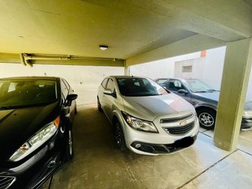 DEPTO 2 AMBIENTES EN VENTA SAN ISIDRO CON COCHERA