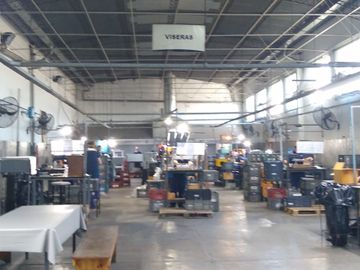 Nave/Galpón Industrial en San Martín 2 Plantas