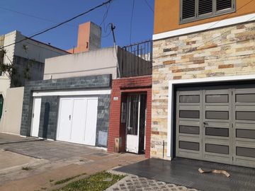 VENTA DTO INTERNO 2 DORM A REFACCIONAR  S. CABRAL