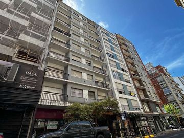 Venta Dpto 3 Amb + Depend Terraza Al Frente Centro