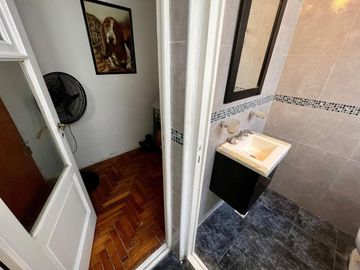 Venta Dpto 3 Amb + Depend Terraza Al Frente Centro