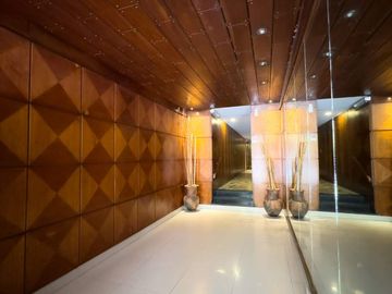 Venta Dpto 3 Amb + Depend Terraza Al Frente Centro