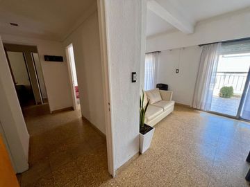 Venta Dpto 3 Amb + Depend Terraza Al Frente Centro