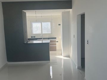 Berazategui, Piso,3 ambientes, nuevo, con cochera