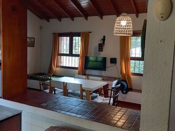VENTA CASA 2 AMBIENTES LOTE 700 M VILLA GESELL