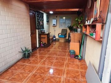 Casa en Venta en VILLA SANTA TERESITA