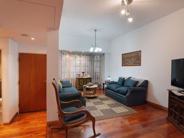 Venta casa 6 ambientes en Parque Chacabuco