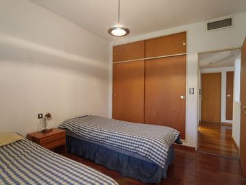 Venta casa 6 ambientes en Parque Chacabuco