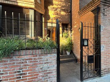 Venta casa 6 ambientes en Parque Chacabuco
