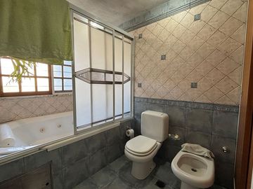 Venta casa 6 ambientes en Parque Chacabuco