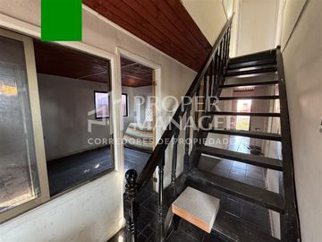 Casa en Venta en Casa de 120 m2 + 9 Deptos Studio 18 m2 - Terreno 375 m2