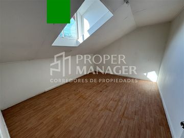 Casa en Venta en Casa de 120 m2 + 9 Deptos Studio 18 m2 - Terreno 375 m2