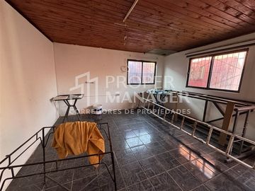 Terreno Construccion en Venta en Casa de 120 m2 + 9 Deptos Studio 18 m2 - Terreno 375 m2