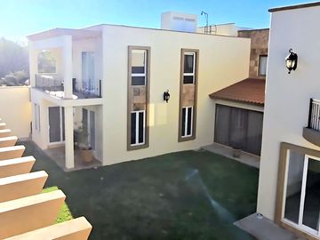 PH - Condominio La Hacienda