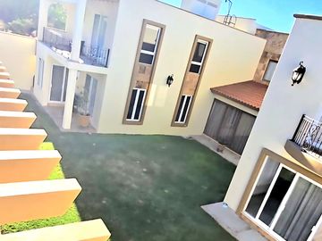 PH - Condominio La Hacienda