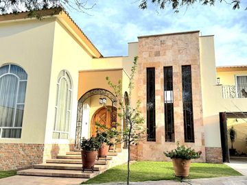 PH - Condominio La Hacienda