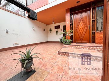 Casa en  a pasos de Universidad la Catolica