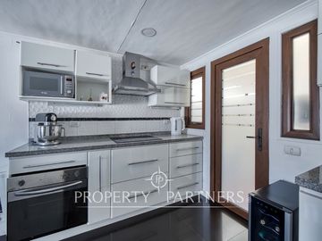 Venta de espectacular y hermosa casa con acceso controlado 24/7 en Peñalolén