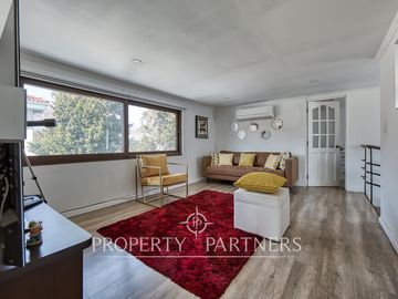 Venta de espectacular y hermosa casa con acceso controlado 24/7 en Peñalolén