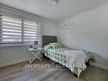 Venta de espectacular y hermosa casa con acceso controlado 24/7 en Peñalolén